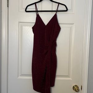 Shiny maroon party dress - L